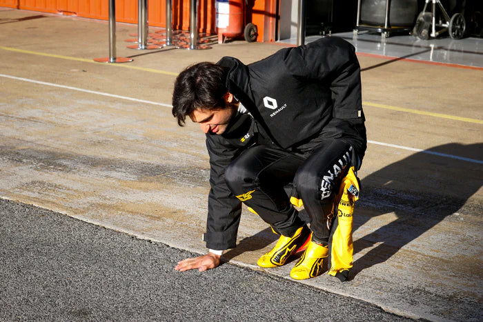 2018 Carlos Sainz Race Used Renault F1 Boots